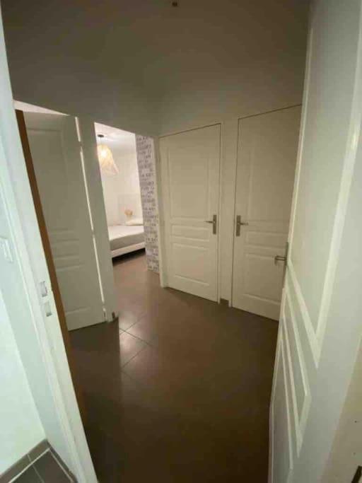 Tres Bel Appartement Contemporain Et Calme Fréjus المظهر الخارجي الصورة